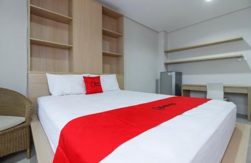 Grogol Utara House | RedDoorz @ Patal Senayan 4
