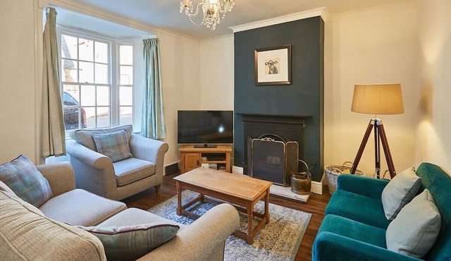 Host & Stay | Hall Garth