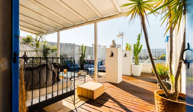 Apartment 'Dúplex Diseño Árabe' with Private Pool, Wi-Fi and Air Conditioning