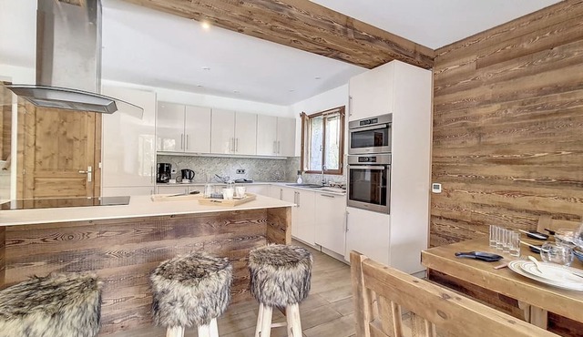 Chalet Saint-Martin-de-Belleville-Les Menuires, 4 bedrooms, 10 persons