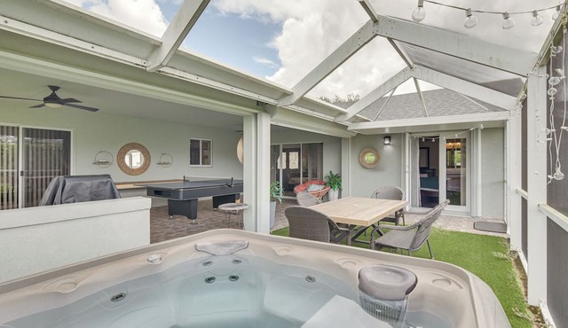 Pet-Friendly Miami Home w/ Hot Tub & Pool Table