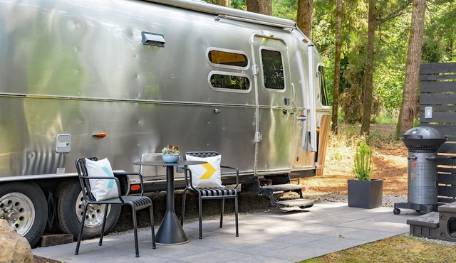 5 Star Airstream | Available for Delivery
