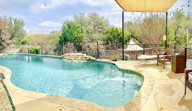 Luxurious Stone Oak resort-style home