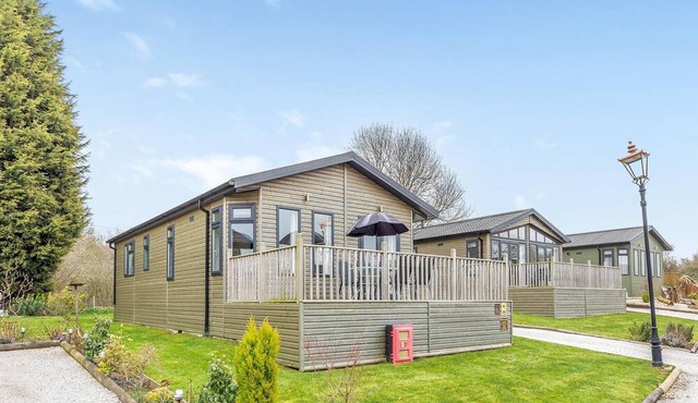 2 bedroom accommodation in Overseal, Nr Ashby-de-la-Zouch