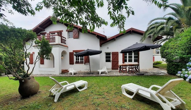 Villa Anglet, 5 bedrooms, 11 persons