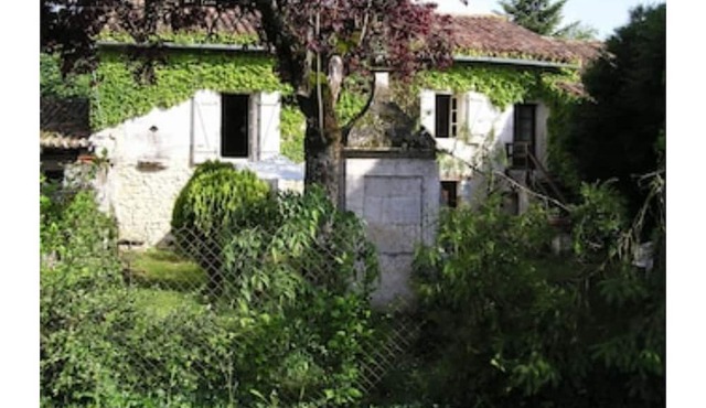 Rejuvenating stay, quiet, in a cottage with rustic charm