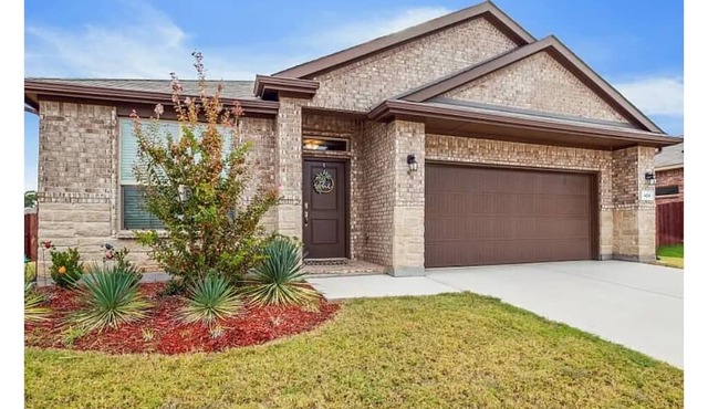 EZ access to DFW, w office