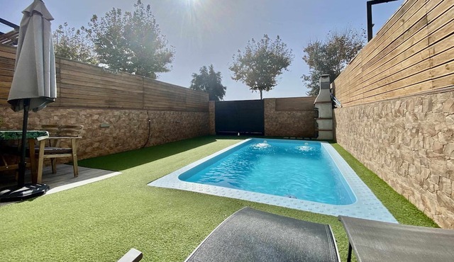 Dora house with pool by HCLUB Agency