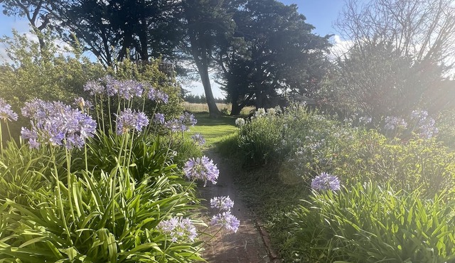 Diggers rest farm house and event hire property