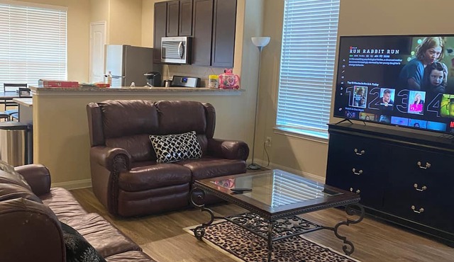 Welcome home to a Lush welcoming space for you. Safe, Proximity to katy mills