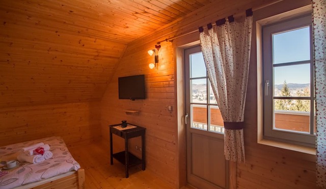 Lovely holiday home in Ravna Gora with fireplace