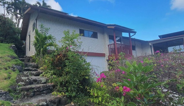 NEW Beautiful house with waterfall, koi pond and tropical garden