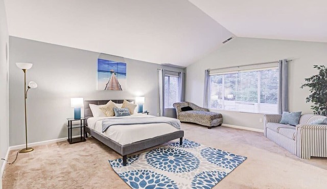 4BD/3BA Wine Country Home W/ Game Room + BBQ