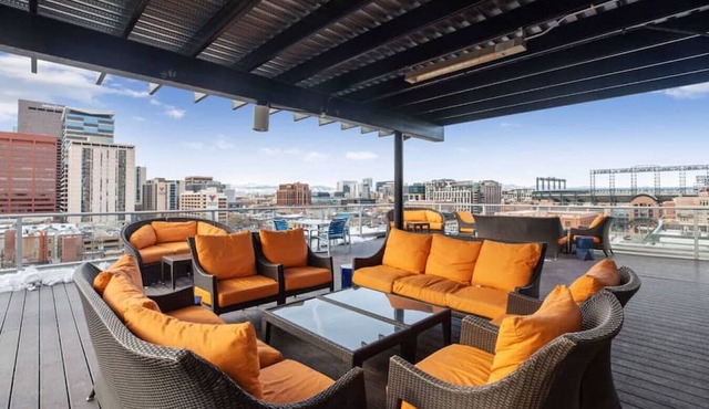 A Central Denver Getaway - LoDo