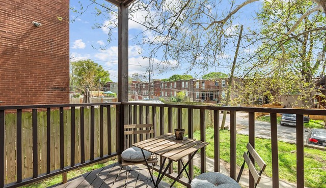 Cozy City Getaway near SLU Hospital