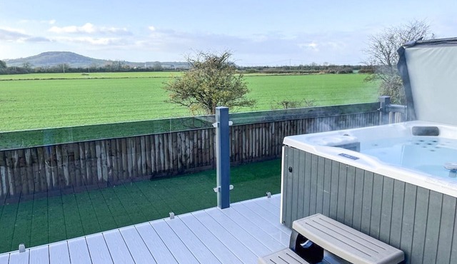 2 bedroom accommodation in Edingworth