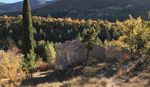 Holiday Home 'Les Eyssaux En Baronnies' with Mountain View, Private Terrace and Wi-Fi