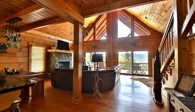 Serene Mountain Cabin w/View in Private Community