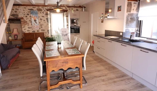 Gite Jussac, 3 bedrooms, 5 persons