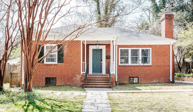 *NEW* Lewis Mtn Retreat: Walk to UVA & JPJ