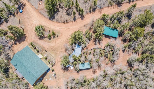Quiet 3BR Cabin w Peak View & Hot Tub near Cripple Creek