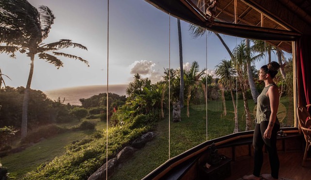 Bamboo Temple, views to dream, walk to waterfall!