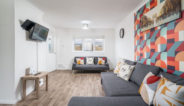 Cozy Home near Hatfield Galeria