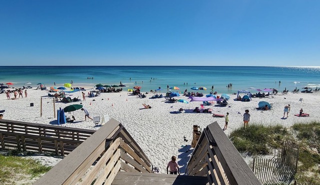 New Listing /Private /Comfy /EZ Walk to Beach