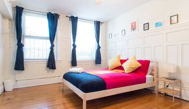 ★ Near subway ★ Location ★ 1 parking spot