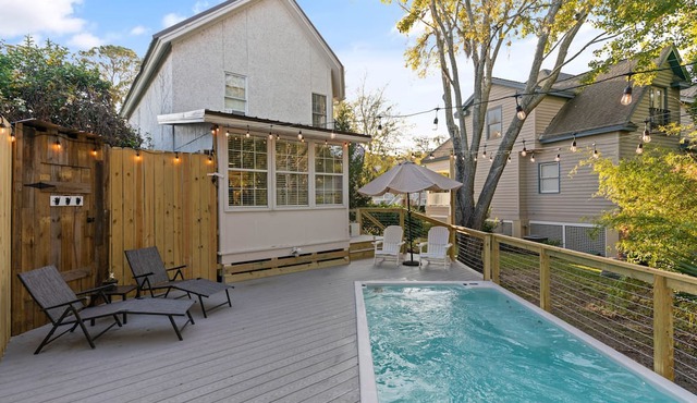 Village Walk - 3 bedrooms, 2 1/2 bathrooms located next to the Village
