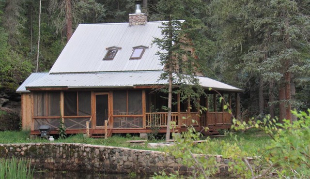 Grandolly's Dream Lonely Mountain Home