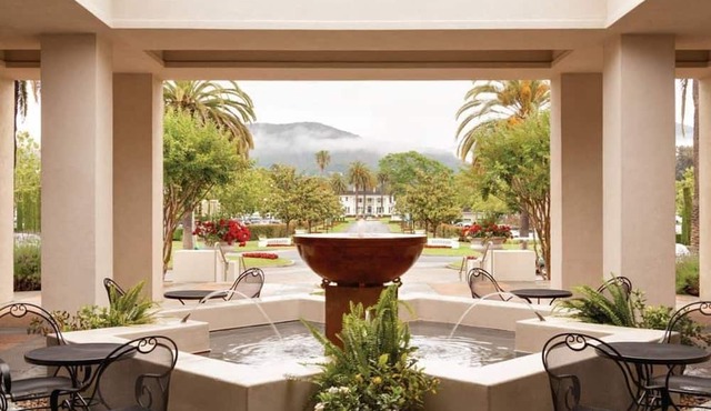 Top Floor Napa Condo w/Golf Views Near Wineries