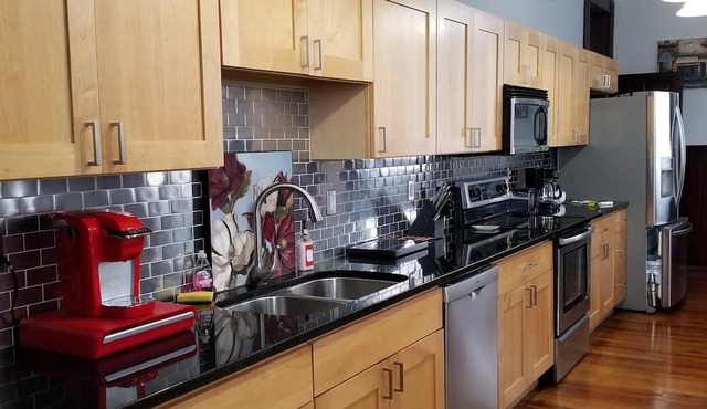 Loft Near Perfect North Slopes, The Ark, Creation, and Hoosier Museums, Casinos