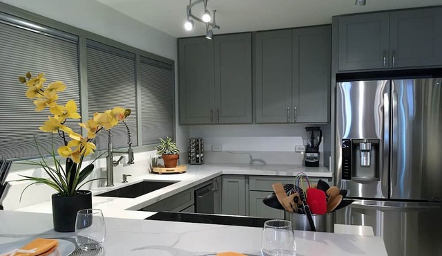 Remodeled 3 BR House - Super close to the beach!