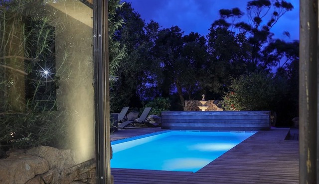 Large villa with private pool and large garden