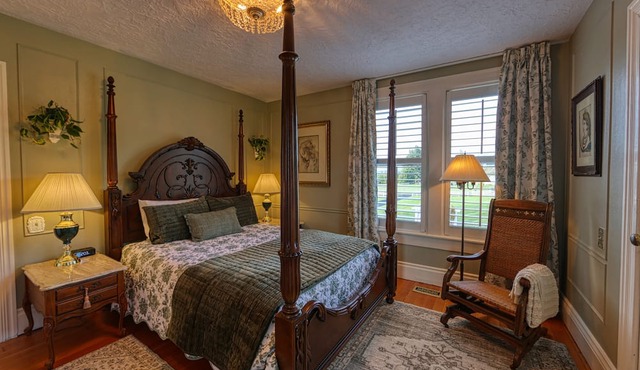 The Allen House Bed & Brunch