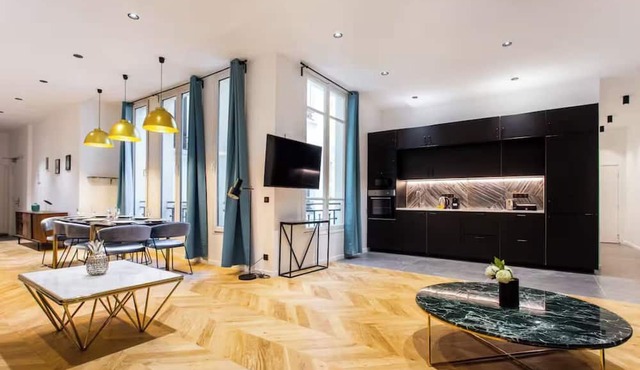 HOTEL BOETIE - CHAMPS ELYSEES