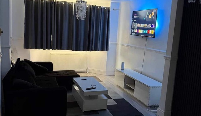 A Stunning 3 Bedroom Luxury Holiday Home