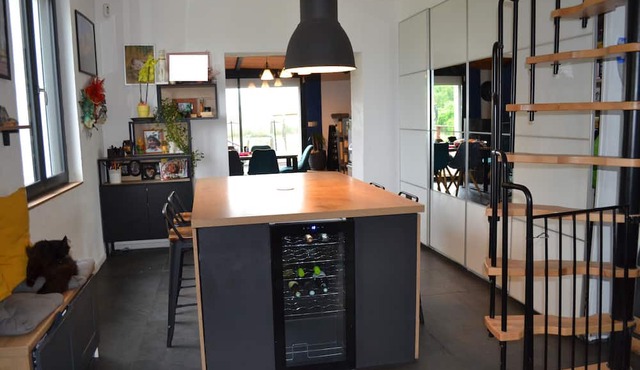 Atypical country house