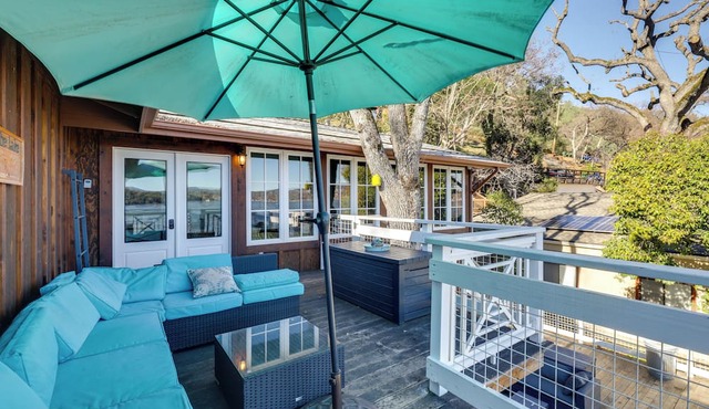 Waterfront Decks w/Views: Lower Lake Home!