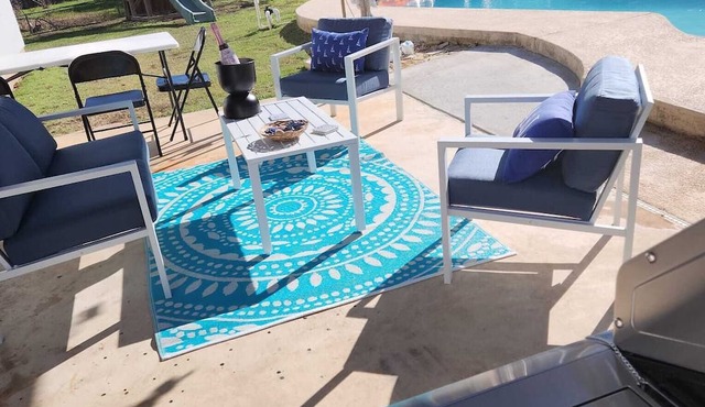 A charming house well located close to the Airport, Military Bases, Sea World