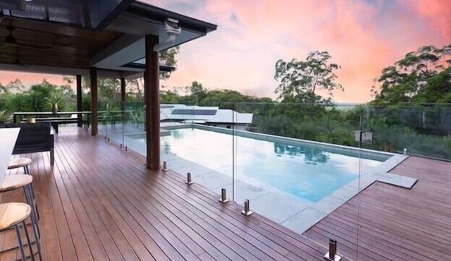 Skybolt Escape - Heated Pool, Pet on app