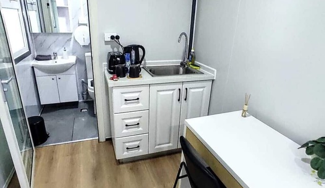 Tiny home in Jacana Melbourne!