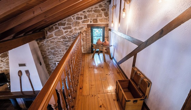 Rural house * Paraje de Yuste. Ideal for families and groups, pets allowed