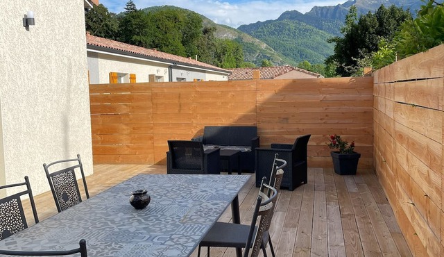 Holiday Home 'Momo' with Mountain View, Wi-Fi and Air Conditioning