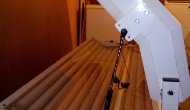 Charming 3/2-BR house with wheelchair ramp, WiFi and tanning bed in Longville