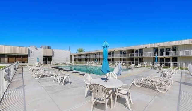 Your Budget-Friendly Room with Pool and Free Breakfast | 2 Rooms