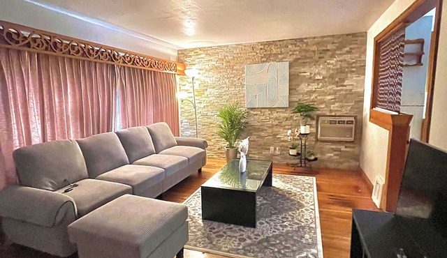 Cozy Home in Cheektowaga