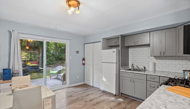 This 3 bedroom, 2 bathroom home is in a scenic area but closes to Indiana Dunes National Park.