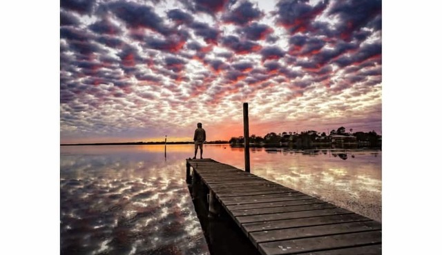 Lux Cottage with Spa- Pool Table-Kayaks-EV Charger